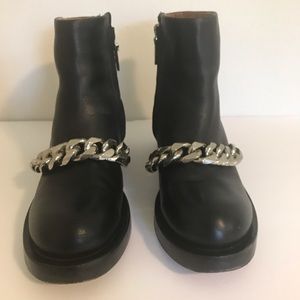 GIVENCHY black Laura chain boots